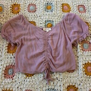 cute light purple top 💜